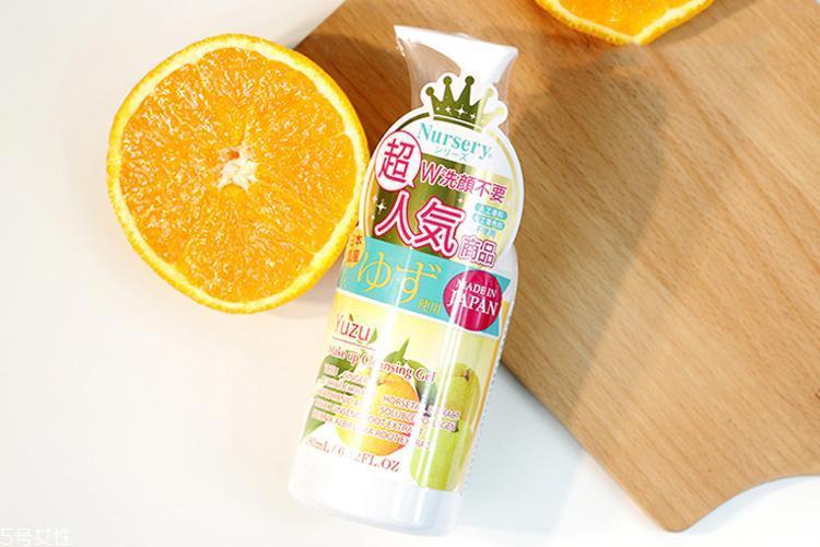 皮肤干敏怎么快速补水 补水修复四部曲走起