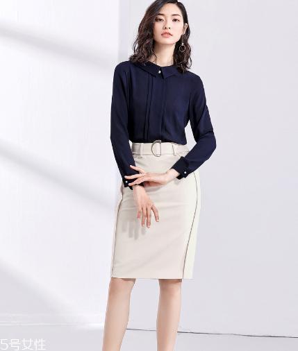 胖mm适合穿什么半身裙？这几款都超显瘦