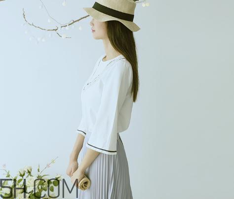 百武西是哪里的牌子?百武西的衣服怎么样?