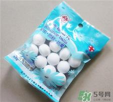 樟脑丸对蟑螂有用吗?樟脑丸的功效与作用