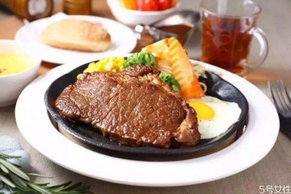 如何自制西冷牛排 西冷牛排的美味做法