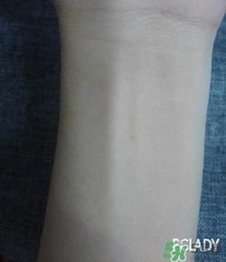 迪奥粉底液色号 dior迪奥粉底液试色