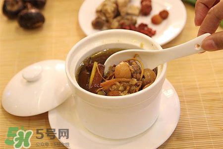 春天适合炖什么汤?春天适合煲什么汤?
