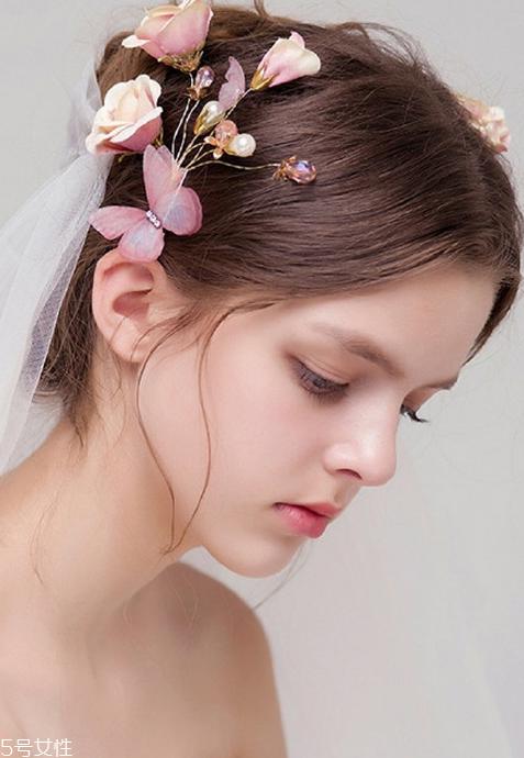 新娘发型图片2018款教程 结婚的时候给化妆师看