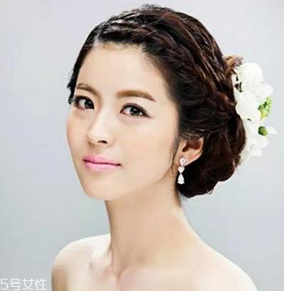 新娘发型图片2018款教程 结婚的时候给化妆师看