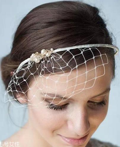 新娘发型图片2018款教程 结婚的时候给化妆师看