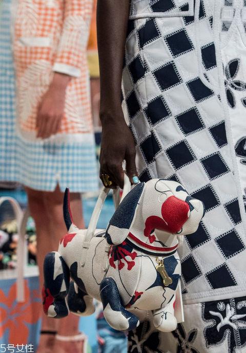 今年流行什么包包款式 2019包包流行这几款