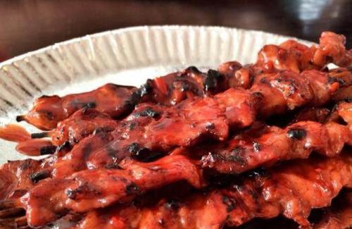 自己烧烤肉串怎么腌制 家庭烤肉的腌制方法