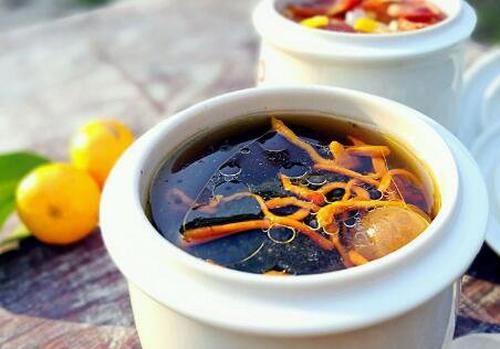 乌鸡汤如何做好喝 乌鸡汤的做法大全