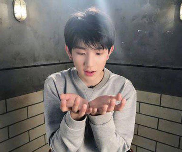 贺美琦王源吻照，两人在一起过吗