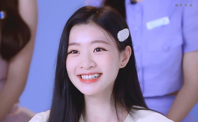 青春有你2王承渲资料、年龄，家庭背景