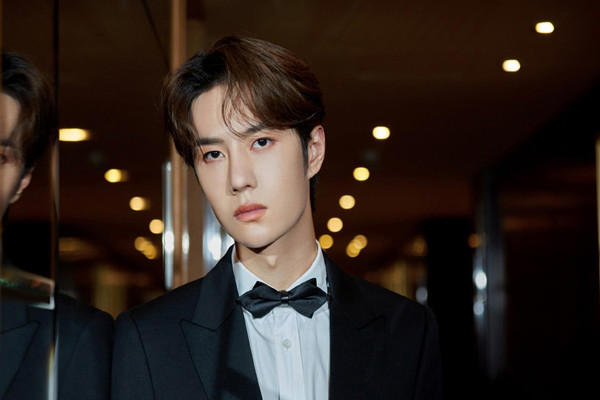 2021年娱乐圈最帅的十大男星，2021十大帅哥明星排行榜