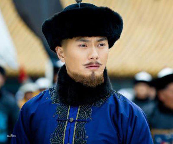 韩栋睡了沈泰女友，圈内女流氓爆料