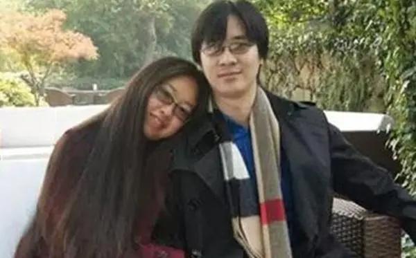 唐家三少娶了年轻女学生，造谣者秒删造谣文章