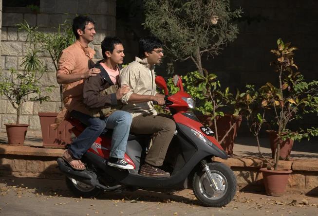 推荐几部笑到肚子疼的电影 让人笑疯的喜剧电影