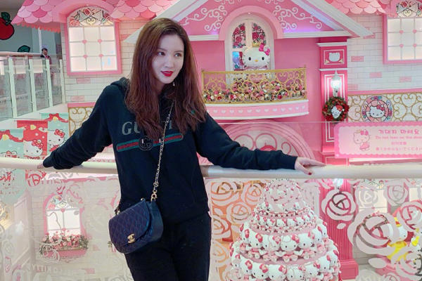 明星张萌老公是谁，说原来老板娘也是不好当