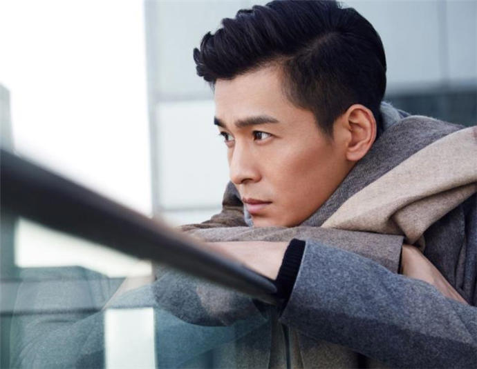 乔振宇个人资料简介，乔振宇和老婆结婚照