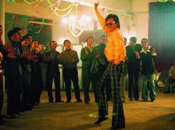 10首催人泪下的伤感情歌