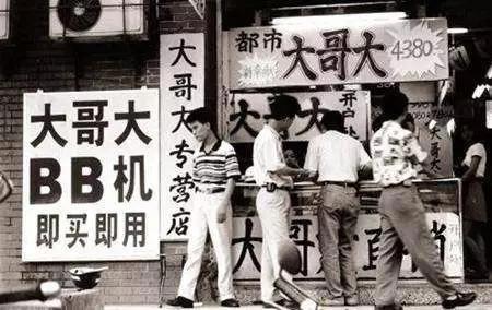 10首催人泪下的伤感情歌