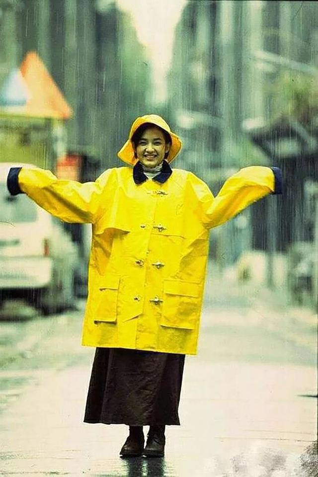 10首催人泪下的伤感情歌