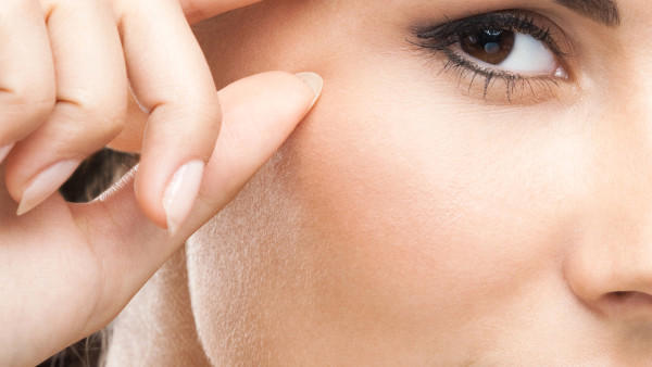 洗米水洗脸方法有哪些？<br/></a><div class='imgfooter'><a>共2张</a><a style='background:green;color:white' href='/html/202210/149904.htm'>1</a><a href='/html/202210/149904_1.htm'>2</a></div></div>
</div>
 
<div>
<center><script>
function hfad2()
{
    document.writeln(