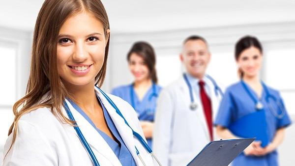 脸发红发烫是什么原因 脸发红发烫怎么解决