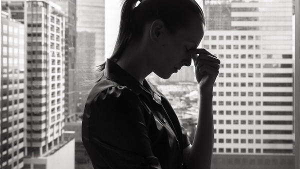 治疗股骨头坏死的方法有哪些？钻孔减压术可以治疗股骨头坏死吗？