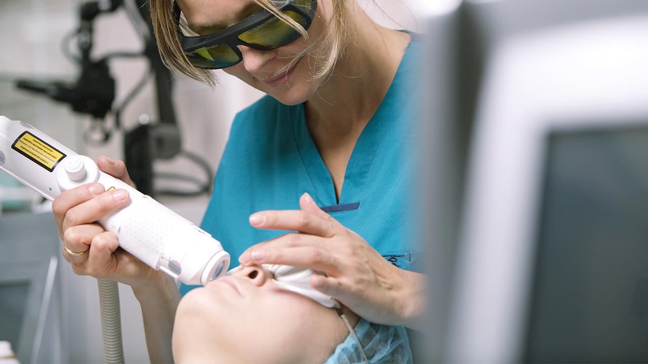 祛斑有妙招让你事半功倍 掌握这些祛斑小窍门让你皮肤白润