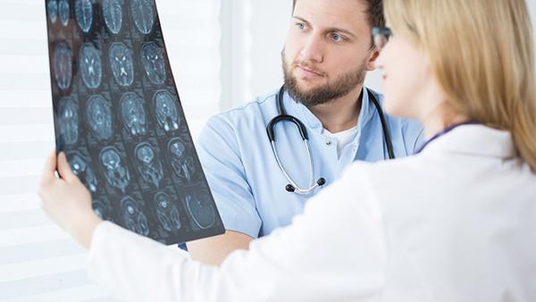 低风险地区回来的人需要居家隔离吗 省内低风险地区回来需要报备吗