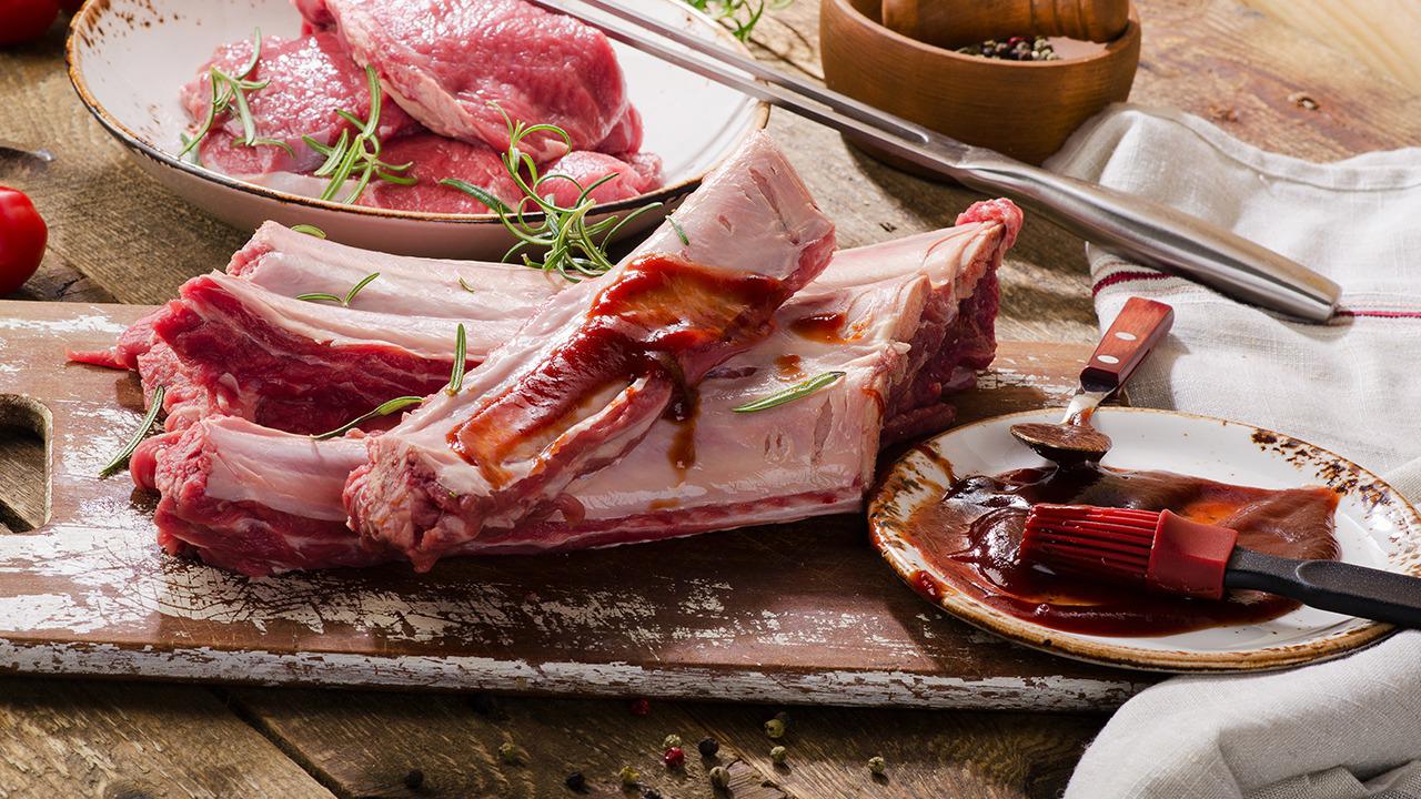 男子体检血中抽出2升油浆 哪些食物被称为高血脂的“加速器”？