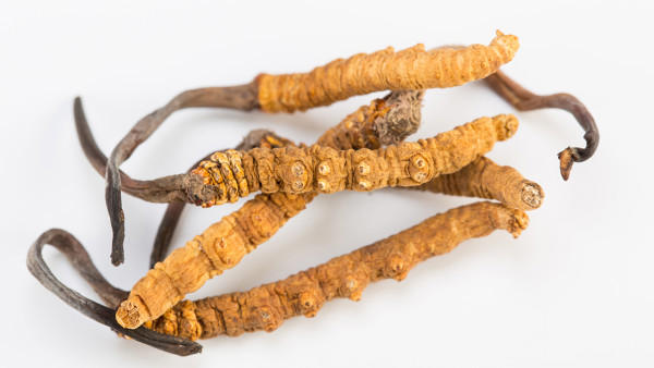 反式脂肪酸是什么意思？反式脂肪酸会带来哪些危害？