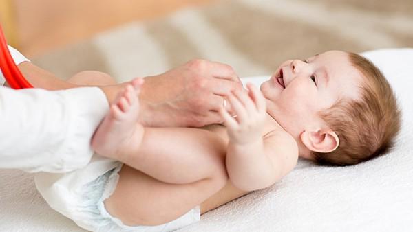 幼儿如何做好家庭教育?家庭教育父母应做好示范