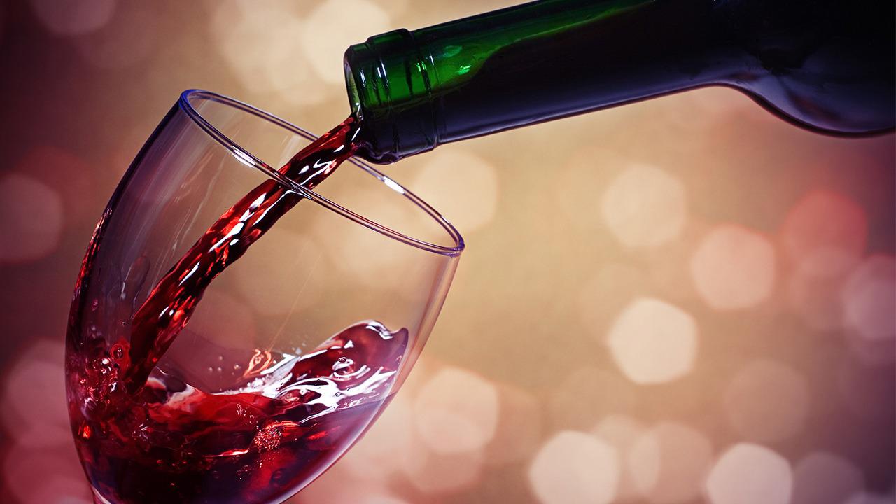 女性养生可以常喝葡萄酒?女人喝葡萄酒有哪些好处