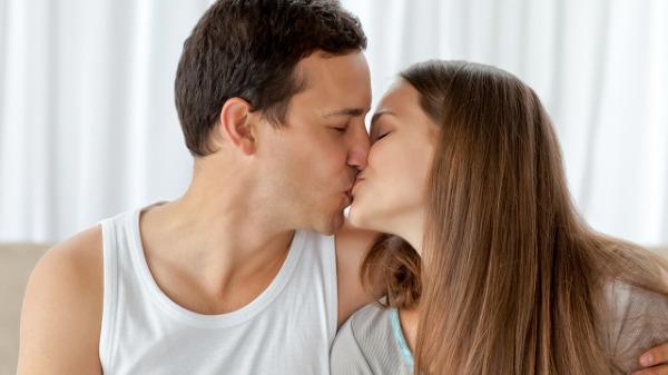 男生看到落红的感受 男生看到落红会心疼吗