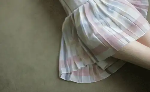怎么按自己的小豆豆,揉自己的痘痘揉到腿软的方法