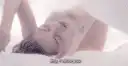女生如何用一支笔玩哭自己,在家女孩子怎么把自己做哭