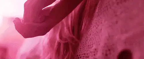 突然像尿了一样出了一股水，是潮吹还是尿液？