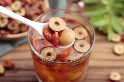 红枣和枸杞一起泡水喝有什么作用