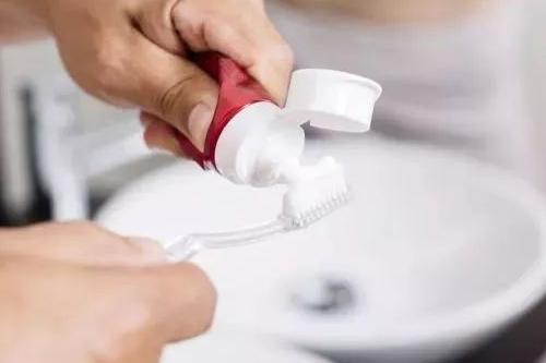 事前15分钟涂牙膏延时效果什么样