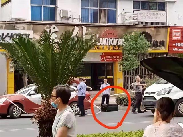 起底“江西行李箱藏尸案”逃犯