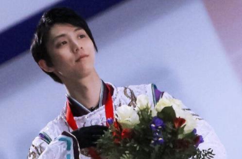 羽生结弦唯美起舞再现吻冰礼