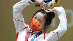 奥运女神杨倩荣获清华1.5w奖学金