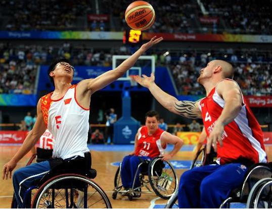 中国残奥健儿1小时摘3金