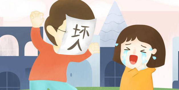 人贩子拐3小孩被村民发现后暴打