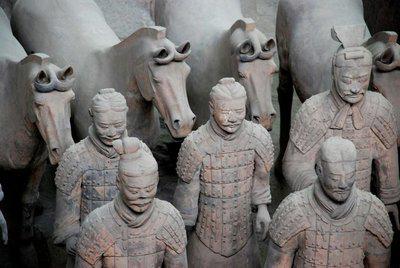 兵马俑不能合照很邪门
