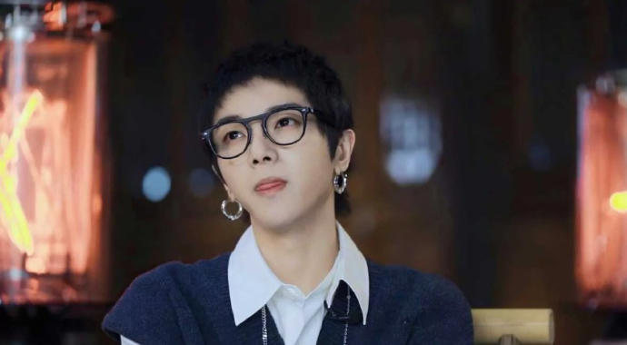 华晨宇方称拒绝造谣者道歉