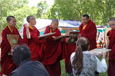 不丹活佛是什么意思