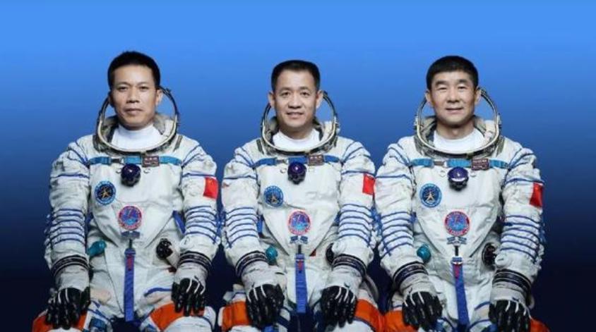 神舟十二号飞船将于17日返回地球