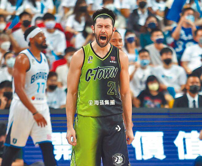 简浩7颗三分弹 梦想家延长战线