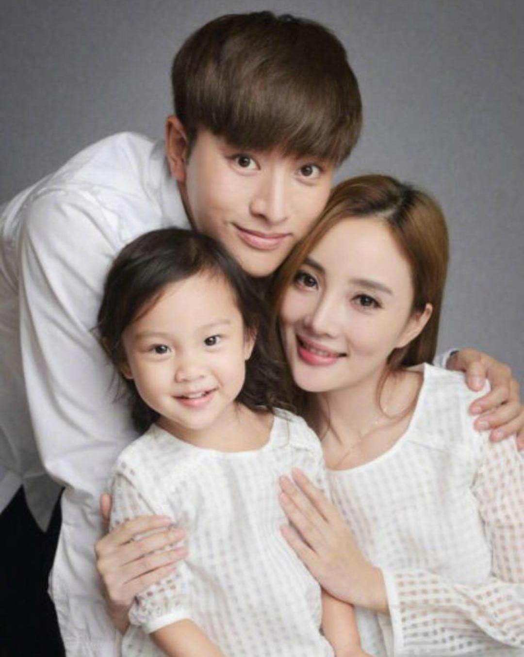 李小璐和贾乃亮到底发生了什么